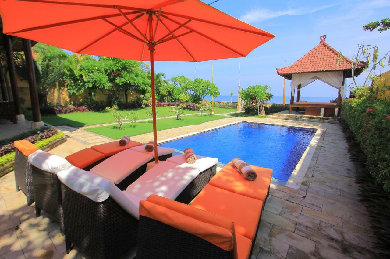 Ocean Beachfront Villa Dini Banjar  Exterior photo