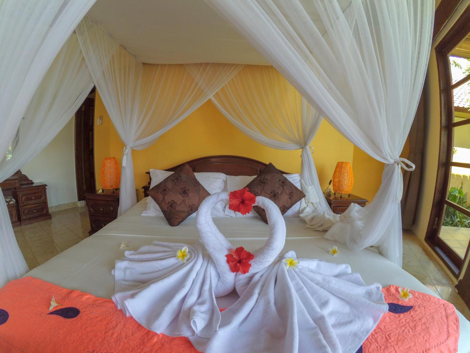 Ocean Beachfront Villa Dini Banjar  Exterior photo