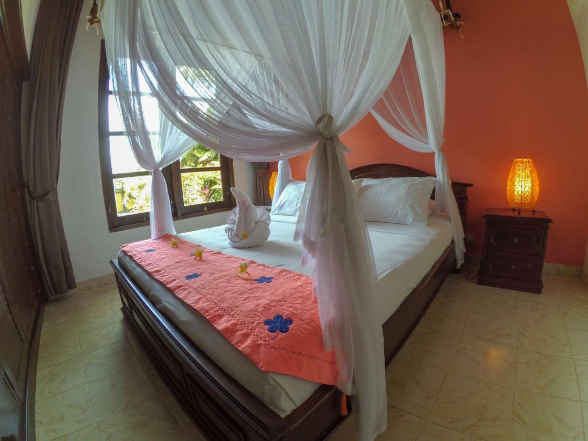 Ocean Beachfront Villa Dini Banjar  Exterior photo