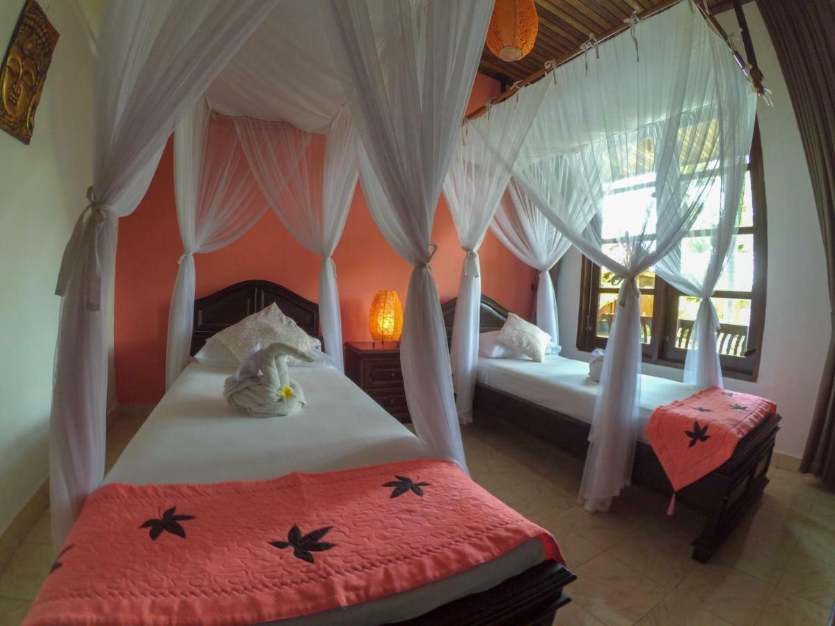 Ocean Beachfront Villa Dini Banjar  Exterior photo