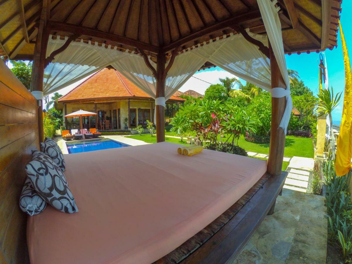 Ocean Beachfront Villa Dini Banjar  Exterior photo